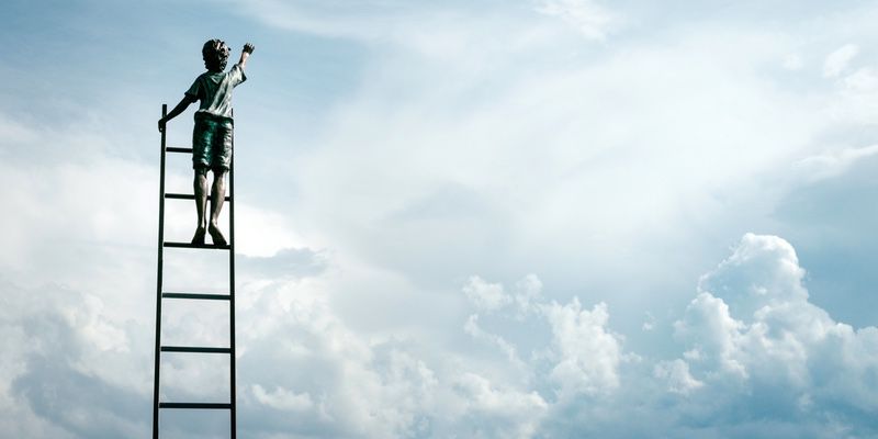 Bild: Ladder to sky clouds